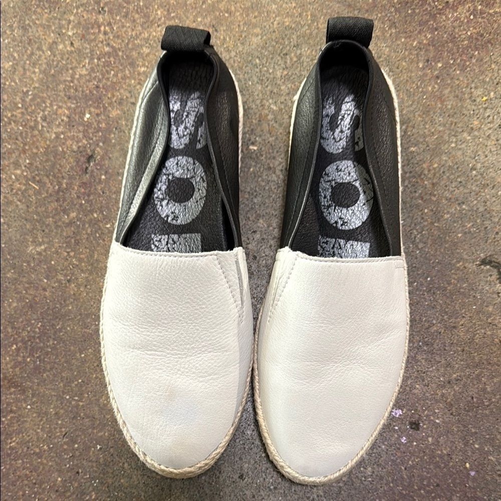 Sorel White and Black Espadrilles Sleek Slip-On